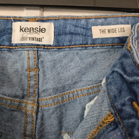 Kensie True Vintage Womens 8 Jeans Blue Denim Wide Leg Cropped Baggy Split Hem - Picture 3 of 10